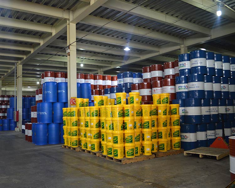 山西鑫瑞澤潤滑油 解讀，太原工業(yè)齒輪油什么時候需求更換？